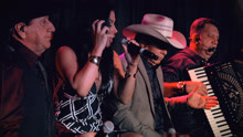 Trio Parada Dura