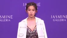 郭书瑶披梦幻婚纱