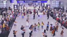 香港机场爱国快闪